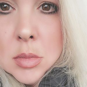 Meet your Posher, Ali